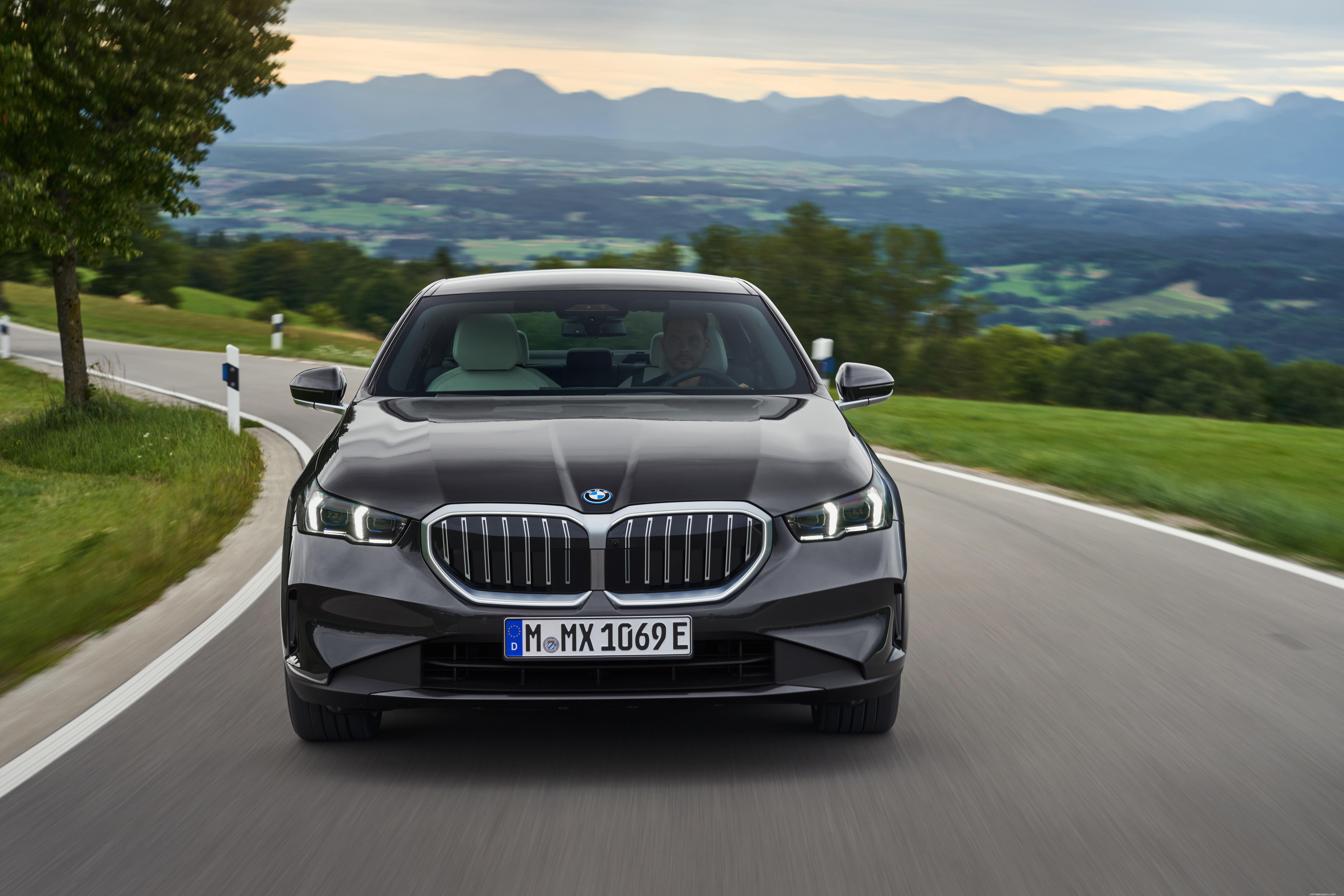 BMW G60 520i Yazılımları